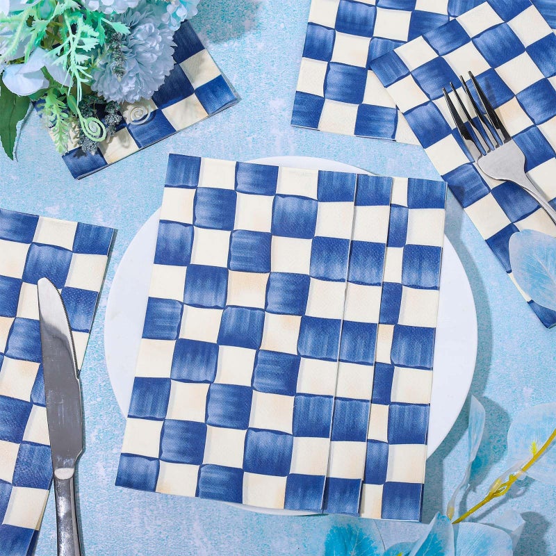 JarThenaAMCS 100 قطعة من مناديل الضيوف الزرقاء والأبيض المنقوشة باللون الأزرق الملكي والمناديل للاستعمال مرة واحدة بألوان مائية ومنشفة يدوية ومناديل ورقية للحمام والنزهة وحفلات أعياد الميلاد وحفلات ديكور الطاولة - Image 4